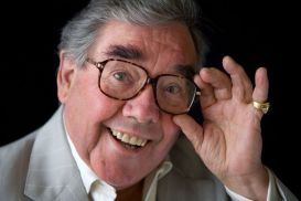 Ronnie Corbett, Actor, Comedian, 85
